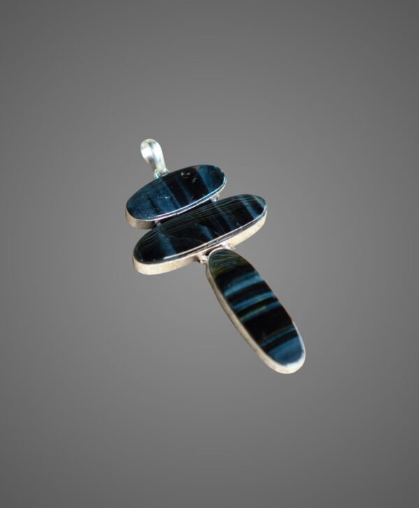 black onyx and obsidian pendant side view